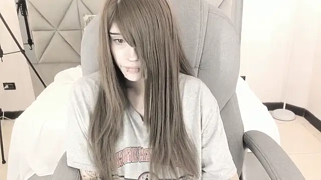 Snapshot of celestica_rose chatting on 04/01/26, 11:13 celestica rose online show from 04/01/26, 11:13