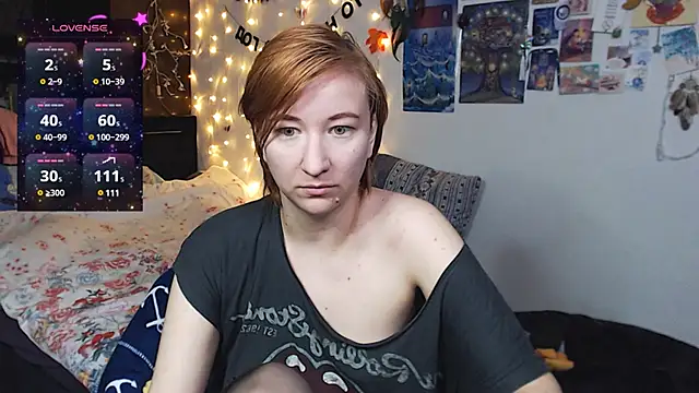 Snapshot of licentia__poetica chatting on 12/17/24, 05:15 licentia  poetica online show from 12/17/24, 05:15