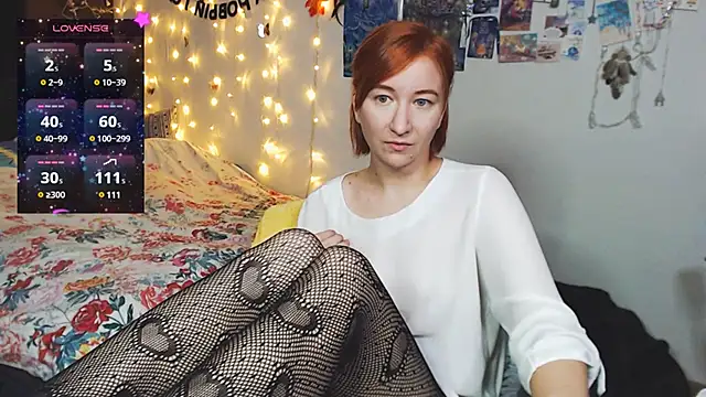 Snapshot of licentia__poetica chatting on 12/18/24, 07:08 licentia  poetica online show from 12/18/24, 07:08