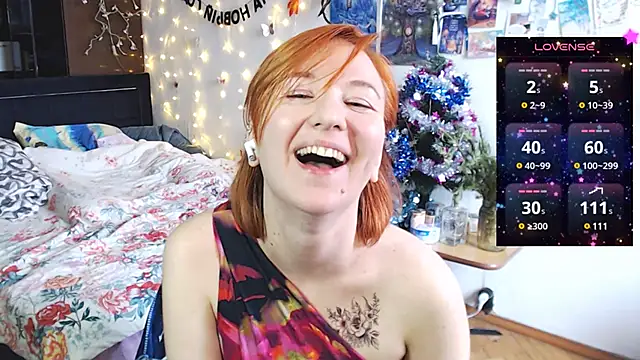 Snapshot of licentia__poetica chatting on 01/01/25, 08:13 licentia  poetica online show from 01/01/25, 08:13