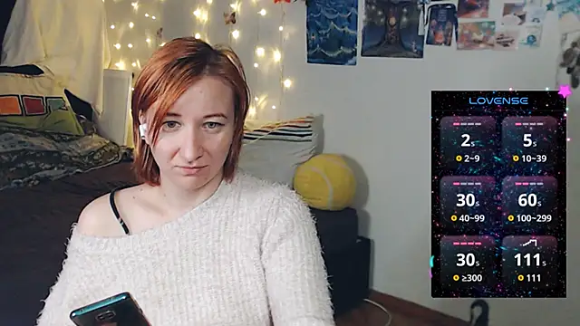 Snapshot of licentia__poetica chatting on 02/08/25, 01:43 licentia  poetica online show from 02/08/25, 01:43