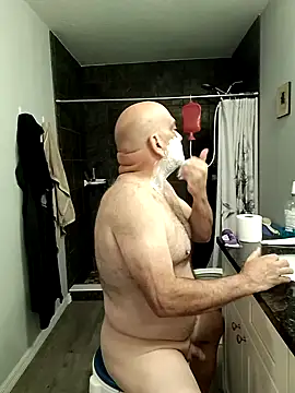 Snapshot of lou63ponce chatting on 12/03/24, 10:07 lou63ponce online show from 12/03/24, 10:07