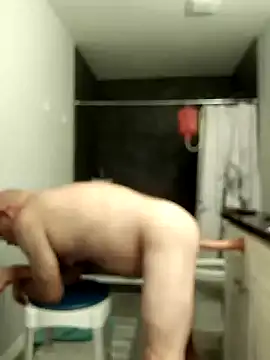 Snapshot of lou63ponce chatting on 01/03/25, 05:17 lou63ponce online show from 01/03/25, 05:17