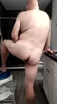 Snapshot of lou63ponce chatting on 01/13/25, 12:30 lou63ponce online show from 01/13/25, 12:30