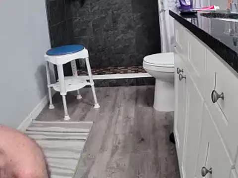 Snapshot of lou63ponce chatting on 03/07/25, 03:28 lou63ponce online show from 03/07/25, 03:28