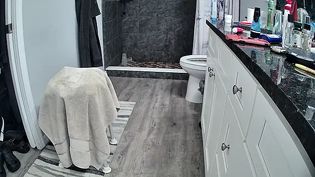 Snapshot of lou63ponce chatting on 11/03/25, 09:16 lou63ponce online show from 11/03/25, 09:16