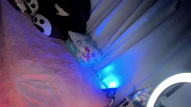 Maryonthemoon online show from 01/14/25, 07:38