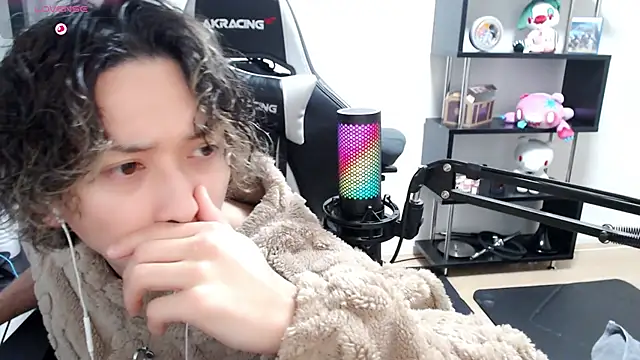 Shizukuu online show from 03/15/25, 12:13