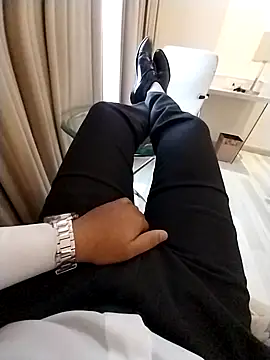 Divyansh 27 online show from 02/02/25, 06:26