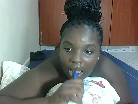 Snapshot of hotebbbyy chatting on 05/20/26, 05:52 hotebbbyy online show from 05/20/26, 05:52