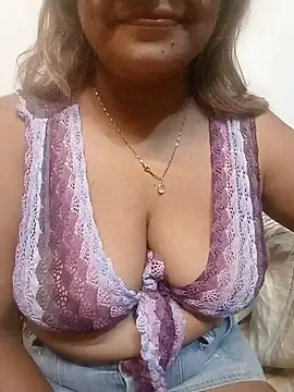 Snapshot of Shaali_Ang chatting on 07/18/26, 12:15 Shaali Ang online show from 07/18/26, 12:15