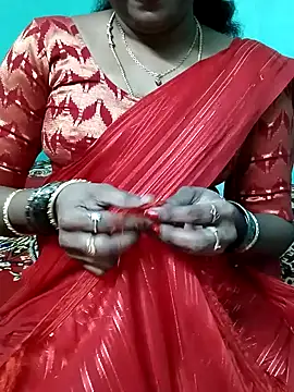 Snapshot of kasmika_kasmika chatting on 12/06/24, 07:54 kasmika kasmika online show from 12/06/24, 07:54