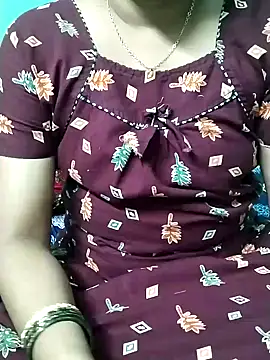 Snapshot of kasmika_kasmika chatting on 01/02/25, 08:35 kasmika kasmika online show from 01/02/25, 08:35