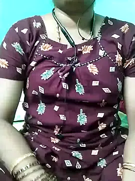 Snapshot of kasmika_kasmika chatting on 01/10/25, 07:43 kasmika kasmika online show from 01/10/25, 07:43