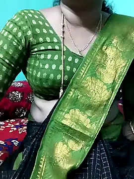 Snapshot of kasmika_kasmika chatting on 01/29/25, 05:02 kasmika kasmika online show from 01/29/25, 05:02