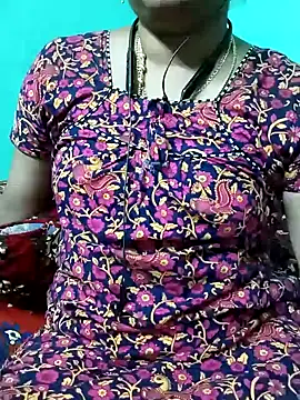 Snapshot of kasmika_kasmika chatting on 01/29/25, 08:04 kasmika kasmika online show from 01/29/25, 08:04