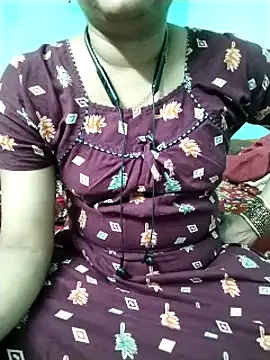 Snapshot of kasmika_kasmika chatting on 02/10/25, 06:35 kasmika kasmika online show from 02/10/25, 06:35