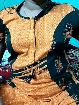 Snapshot of kasmika_kasmika chatting on 02/16/25, 08:22 kasmika kasmika online show from 02/16/25, 08:22