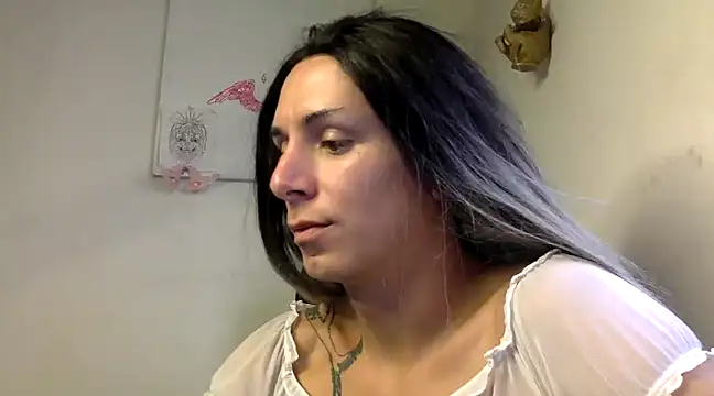 Thematrioshkaoficial24 online show from 01/01/25, 10:35