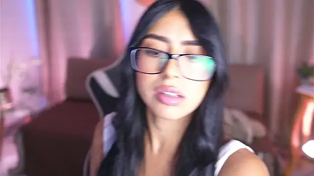 Snapshot of Sara_albrecht chatting on 01/29/25, 04:08 Sara albrecht online show from 01/29/25, 04:08