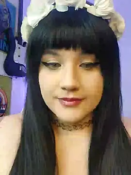 Snapshot of ItsNaiixa chatting on 12/18/24, 01:59 ItsNaiixa online show from 12/18/24, 01:59