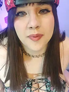 Snapshot of ItsNaiixa chatting on 02/16/25, 04:21 ItsNaiixa online show from 02/16/25, 04:21