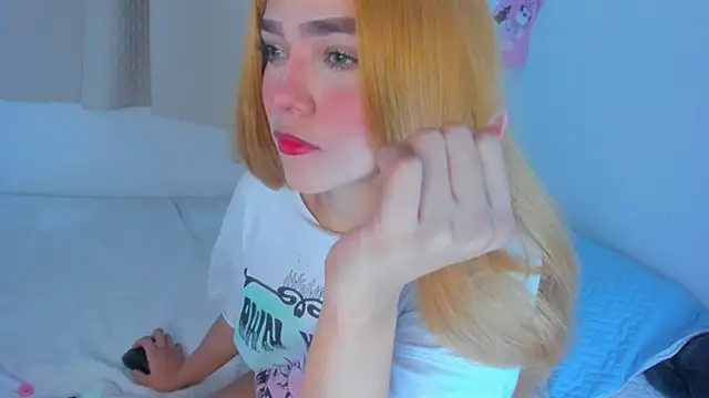 Snapshot of Sweet_MaryJane2 chatting on 12/22/24, 01:12 Sweet MaryJane2 online show from 12/22/24, 01:12