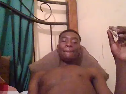 SmallGoodNut online show from 11/06/25, 06:03