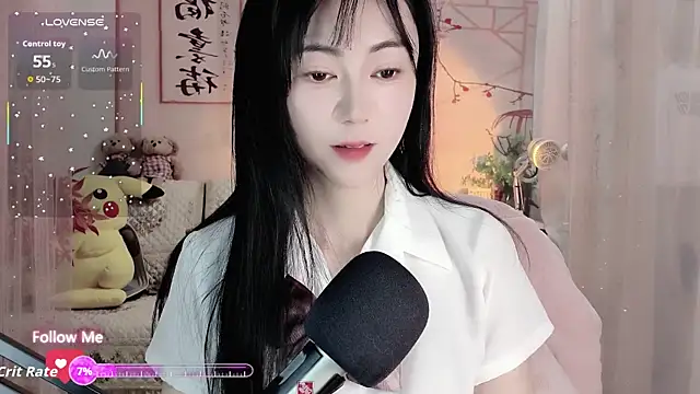 Lisa-s online show from 11/26/25, 02:12