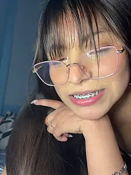 Lily candy X online show from 12/18/24, 09:04