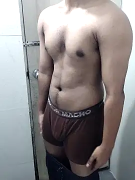 Snapshot of hottboy_39 chatting on 11/20/25, 09:09 hottboy 39 online show from 11/20/25, 09:09