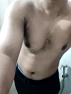 hottboy 39 online show from 02/08/26, 10:24