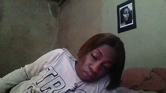 Moorella1 online show from 10/06/25, 05:38