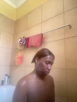 Moorella1 online show from 10/22/25, 07:41