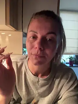 tanyagrey online show from 11/28/25, 07:33