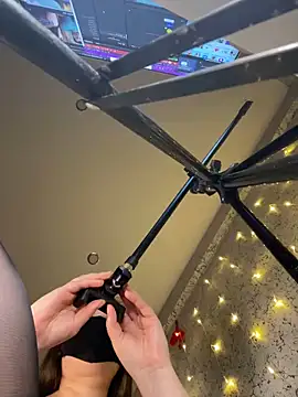 Snapshot of your_toxic_cum chatting on 01/19/25, 07:37 your toxic cum online show from 01/19/25, 07:37