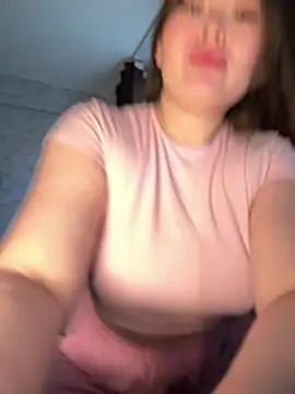 Snapshot of your_toxic_cum chatting on 07/04/26, 04:02 your toxic cum online show from 07/04/26, 04:02