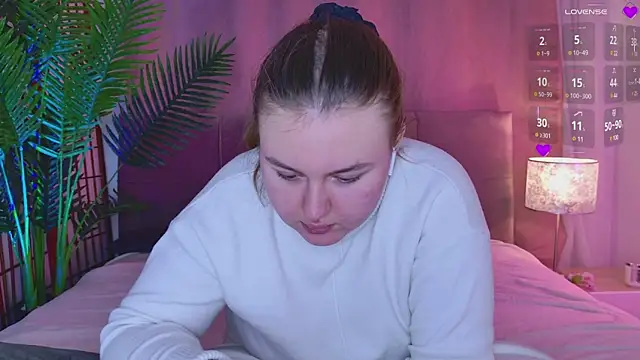 Mia  Peach online show from 01/22/25, 04:02