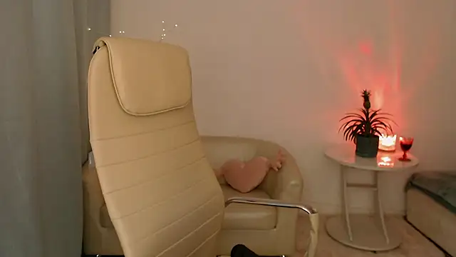 MaryMalory11 online show from 02/20/25, 02:35