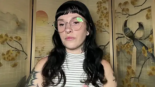 Snapshot of Marcelinegoddess chatting on 07/05/26, 03:34 Marcelinegoddess online show from 07/05/26, 03:34