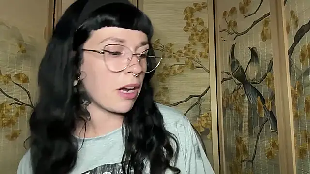 Snapshot of Marcelinegoddess chatting on 07/29/26, 04:21 Marcelinegoddess online show from 07/29/26, 04:21