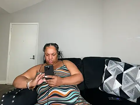 Snapshot of Badgirlbrittt chatting on 01/31/25, 08:33 Badgirlbrittt online show from 01/31/25, 08:33