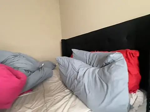 Snapshot of Badgirlbrittt chatting on 02/27/25, 10:20 Badgirlbrittt online show from 02/27/25, 10:20