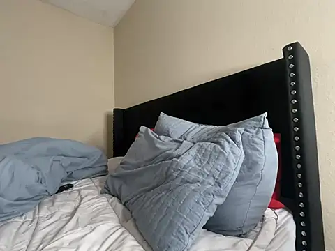 Snapshot of Badgirlbrittt chatting on 03/12/25, 07:38 Badgirlbrittt online show from 03/12/25, 07:38