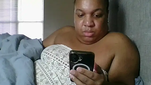 Badgirlbrittt online show from 01/14/26, 07:41