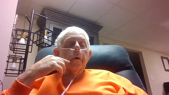 bootlegmanz online show from 12/04/25, 01:59