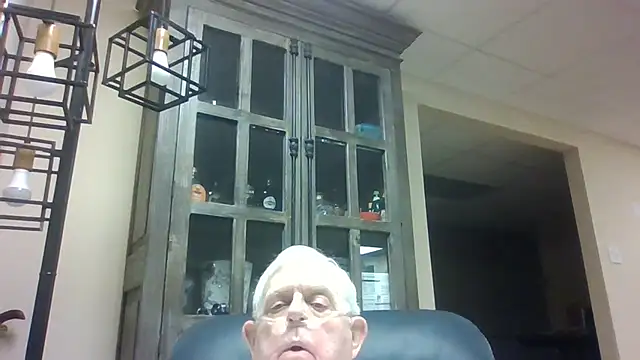 Snapshot of bootlegmanz chatting on 05/12/26, 02:47 bootlegmanz online show from 05/12/26, 02:47