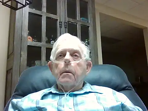 Snapshot of bootlegmanz chatting on 07/15/26, 03:56 bootlegmanz online show from 07/15/26, 03:56