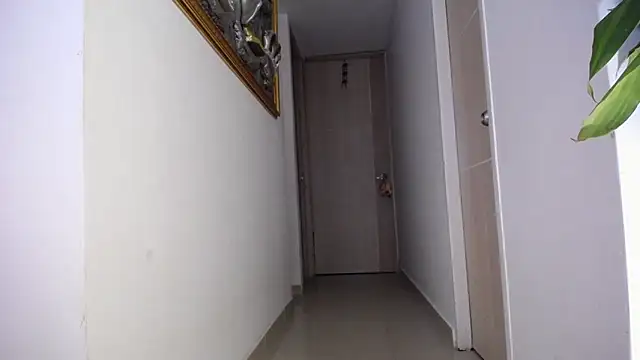 Snapshot of camilasexy111 chatting on 01/19/25, 08:18 camilasexy111 online show from 01/19/25, 08:18