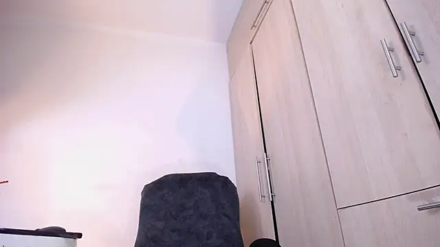 Snapshot of camilasexy111 chatting on 03/16/25, 02:10 camilasexy111 online show from 03/16/25, 02:10